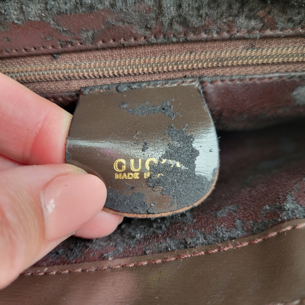 Gucci Suede Shoulder Bag - Picture 9 of 11